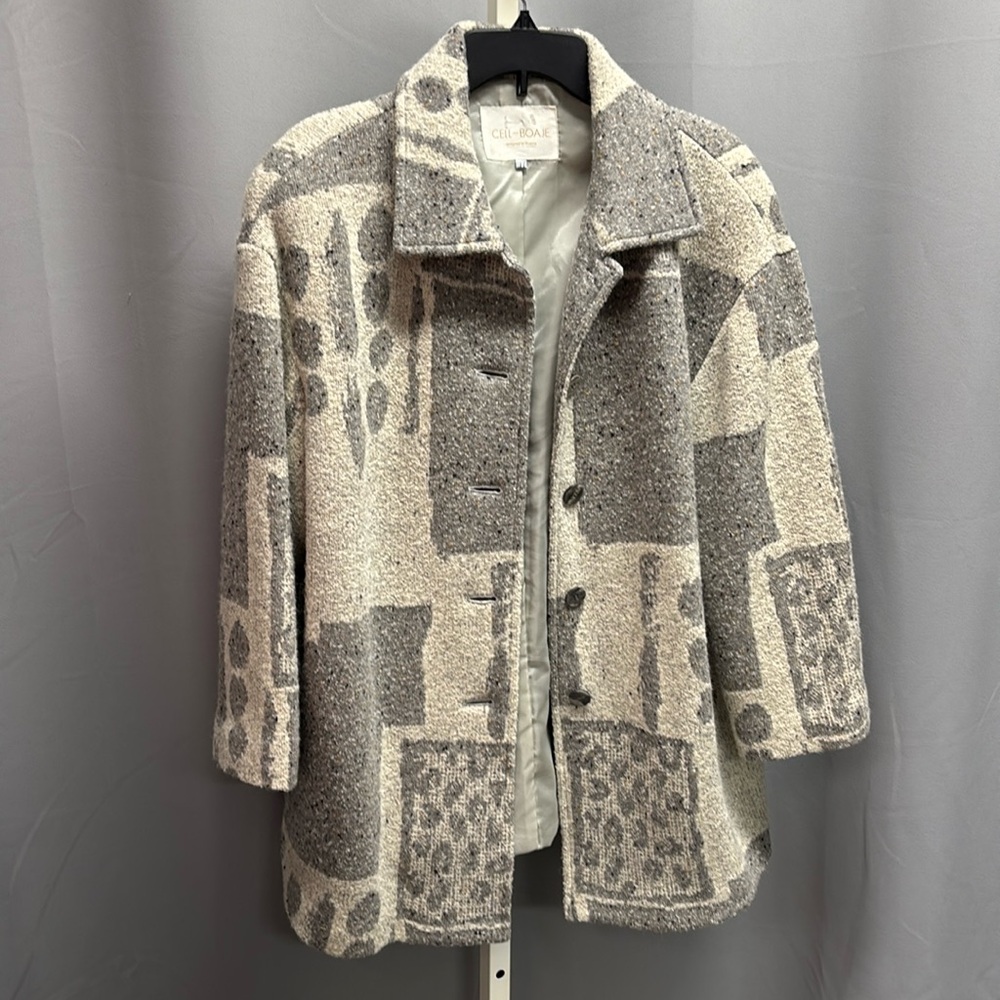 Wool pea coat designed in France with abstract grey pattern and organic buttons